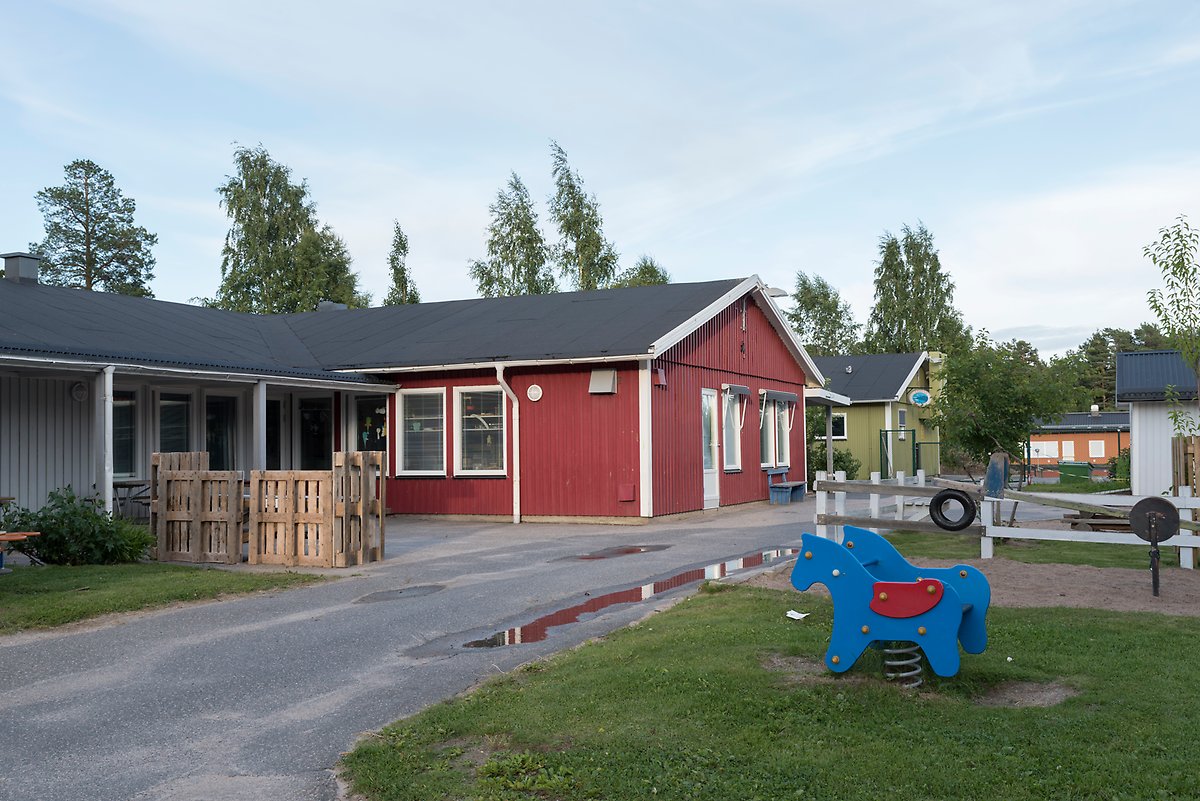 Utomhusmiljö Uddens förskola, en del av förskolans gård