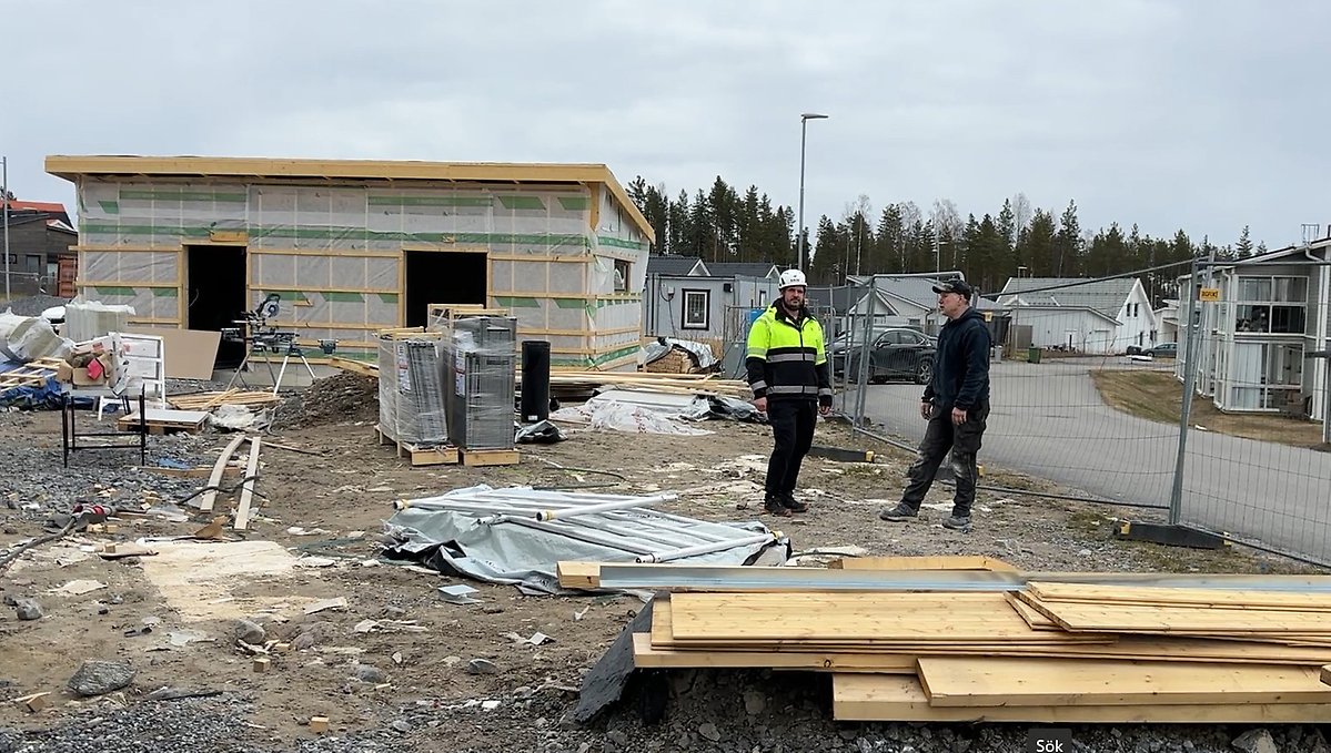 Bygget av annex vid gruppbostaden i maj 2025. Det är entreprenören Byggcity som gör jobbet.